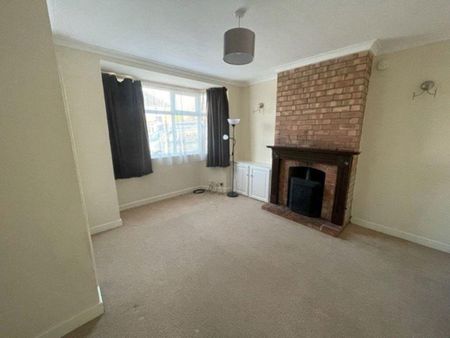 3 bedroom semi-detached house to rent - Photo 2