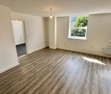 Michael Paul House, Taunton - Photo 2