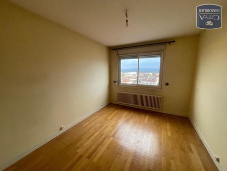 Location Appartement 2 pièces 63m² BOURG EN BRESSE 01000 - Photo 3