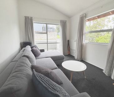 Coastal Beach Haven - Photo 2