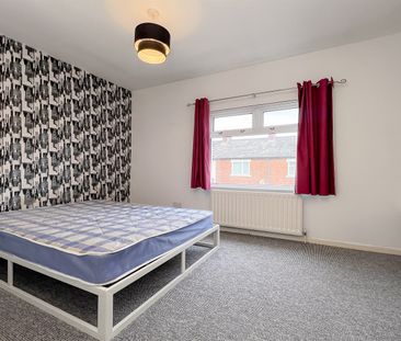 153 Broadway, Belfast, BT12 6HY - Photo 6