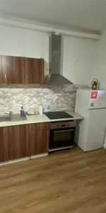 Garsoniera de inchiriat in zona 7 noiembrie - Fotografie 3