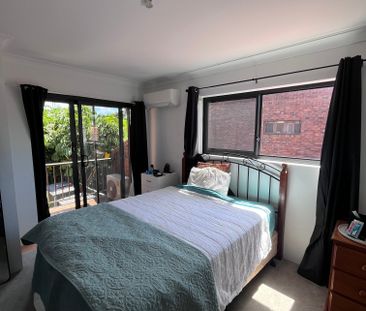 Surfers Paradise - Photo 3