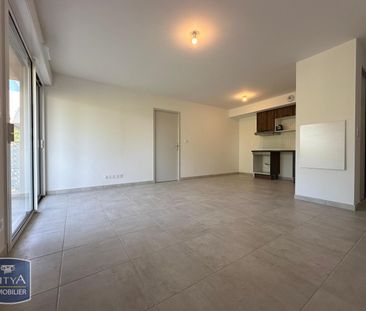 Location Appartement 2 pièces 47m² CAUMONT SUR DURANCE 84510 - Photo 1
