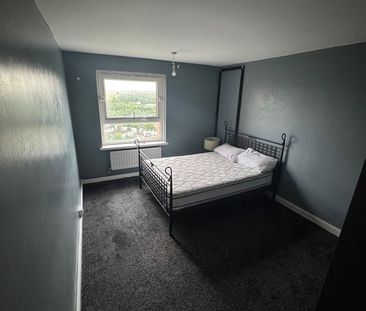 Room in a Shared Flat, Cottingley Heights, LS11 - Photo 3