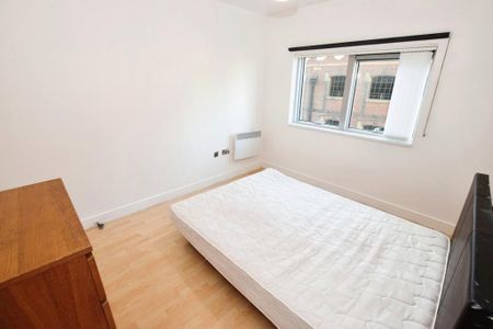 1 bedroom flat to rent - Photo 5