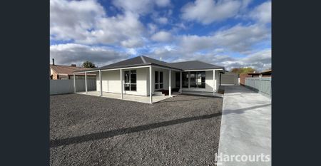 4 Bedroom Home with Shed - Photo 2