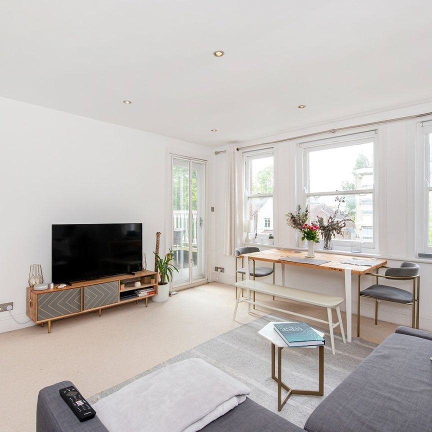 2 Bed Flat, Frognal, NW3 - Photo 1