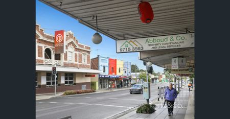 Contemporary 2-bedroom apartment in Croydon Park - Photo 5