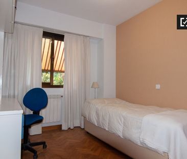 madrid, Community of Madrid 28043 - Photo 4