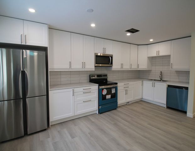 8906 81 Ave NW | 8906 81 Ave NW, Edmonton - Photo 1