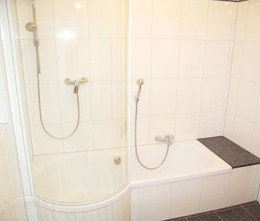 Zentral Appartement.,2.OG,Balkon,Duschbad,offene Singleküche,Gute A... - Foto 4