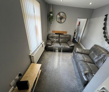 4 bedroom house share to rent - Photo 4