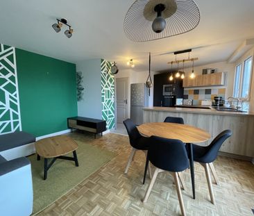 À LOUER – Magnifique 2 pièces meublé avec balcon – TOURS Grammont -... - Photo 2