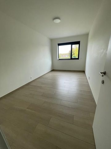 Appartement te huur - Foto 2