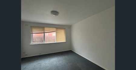 Close to all amenities - Photo 5