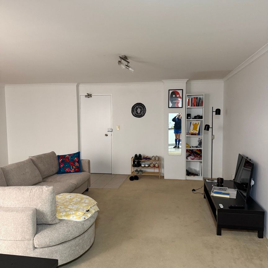 Kogarah - Photo 1