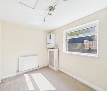 2 bedroom terraced house to rent - Photo 6