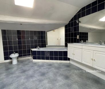 Location Maison 4 pièces 136m² - Photo 4