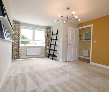 3 bedroom link detached house to rent - Photo 6