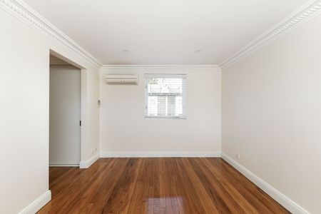 1E Reuss Street, Glebe NSW 2037 - Townhouse For Rent | Domain - Photo 4