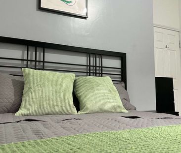 💡 All-Inclusive Double Room | in Rotherham Room 3 - Photo 3