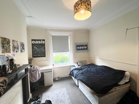 4 bedroom house share to rent - Photo 3