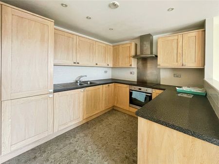 Darville House, Oxford Road East, Windsor, Berkshire, SL4 1EF - Photo 5