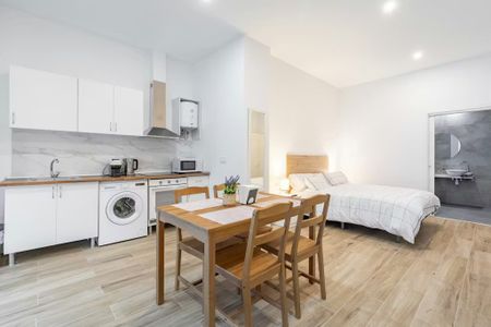 Avinguda de Sant Josep de la Muntanya, Valencia, Valencian Community 46008 - Photo 5