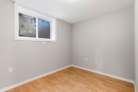 For Lease - 1905 DES EPINETTES Avenue, Orleans - Convent Glen and Area, Ontario - Photo 3