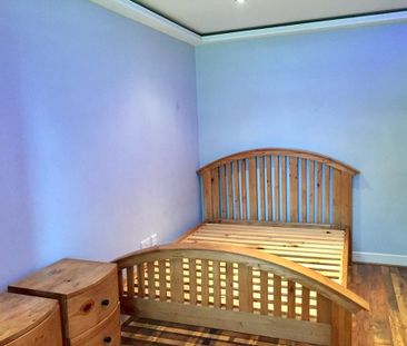 2 bedroom ground floor flat to rent - Photo 4