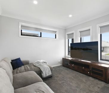 Quality home in family-friendly location - Photo 3