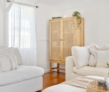 Freshly Updated Home in Prime Moorooka Location - Photo 4