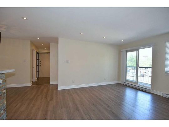 For Lease - 1450 Glen Abbey Gate Unit# 821, Oakville, Ontario - Photo 1