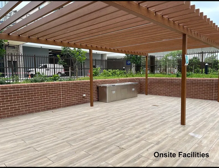 Modern 2-Bed Apartment in the Heart of Rouse Hill - Photo 3