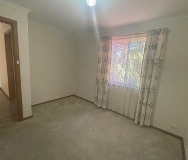 5 Wayside Drive, Hallett Cove - Photo 1