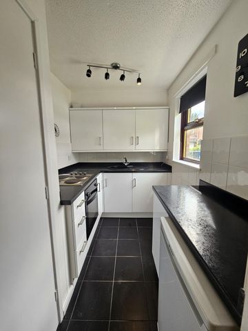 Ground Floor Flat - Photo 4