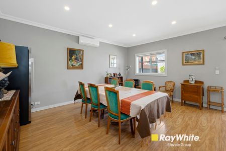 33 Old Canterbury Road, Lewisham NSW 2049 - House For Rent | Domain - Photo 5