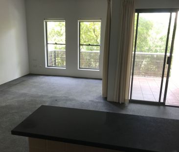 3/70 Wilson St, Newtown, NSW 2042 - Photo 4