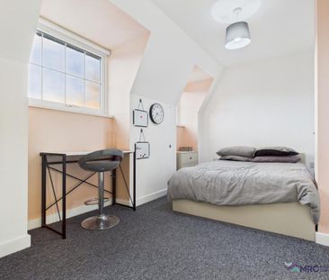 1 bedroom in a house share to rent - Photo 3