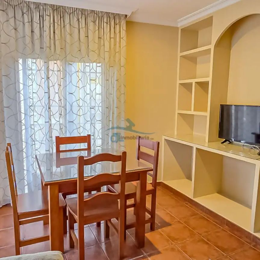 Apartamento de alquiler en Calle Antón de Jaén, Centro ciudad - Photo 1