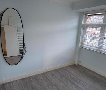 3 bedroom detached house to rent - Photo 2