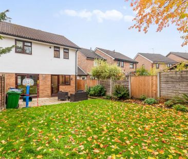 3 bedroom semi-detached house to rent - Photo 4