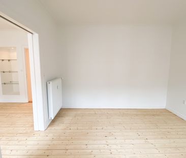 Centralt beliggende 3-værelses lejlighed med altan - Foto 1