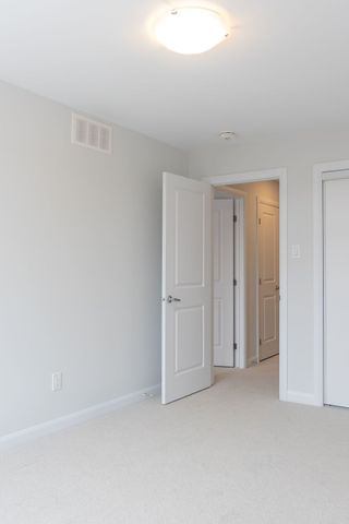 For Lease - 415 Silverberry Private, Kanata, Ontario - Photo 3