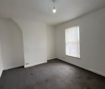 2 Bed Terraced House, Olivia Street, L20 - Photo 3