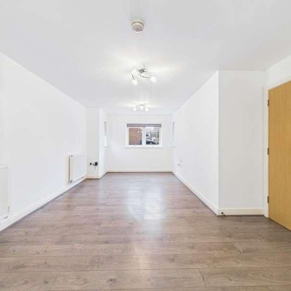 Norden Mead, Milton Keynes, MK7 - Photo 1