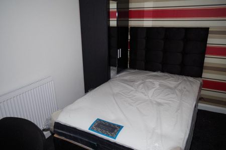 Parkinson Street, Bolton - Photo 2