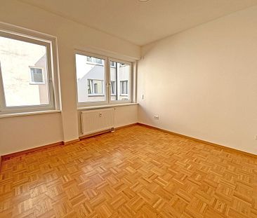 3-Zimmer-Wohnung mit Balkon und Blick auf den Marktplatz - Foto 3