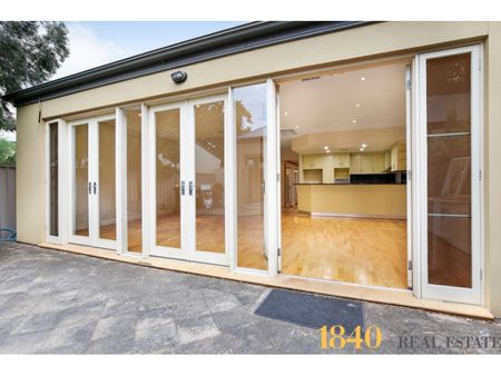 Luxurious and Ideally Located - Photo 4